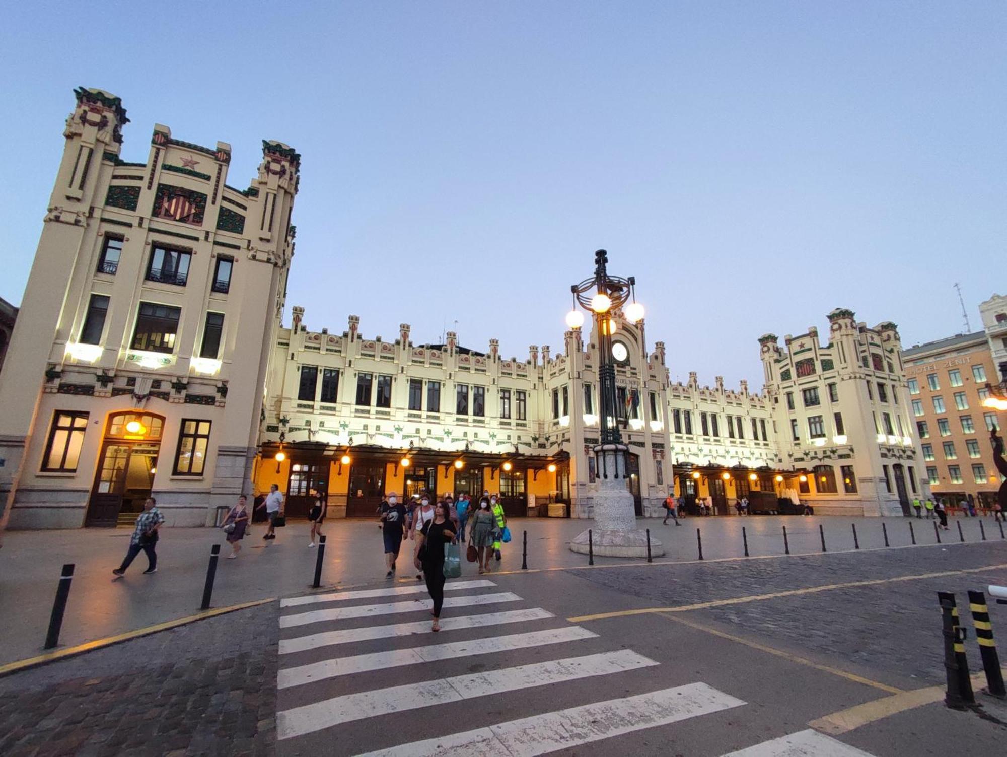 Central Rooms Valencia Downtown - Bruno Apartments Coliving מראה חיצוני תמונה